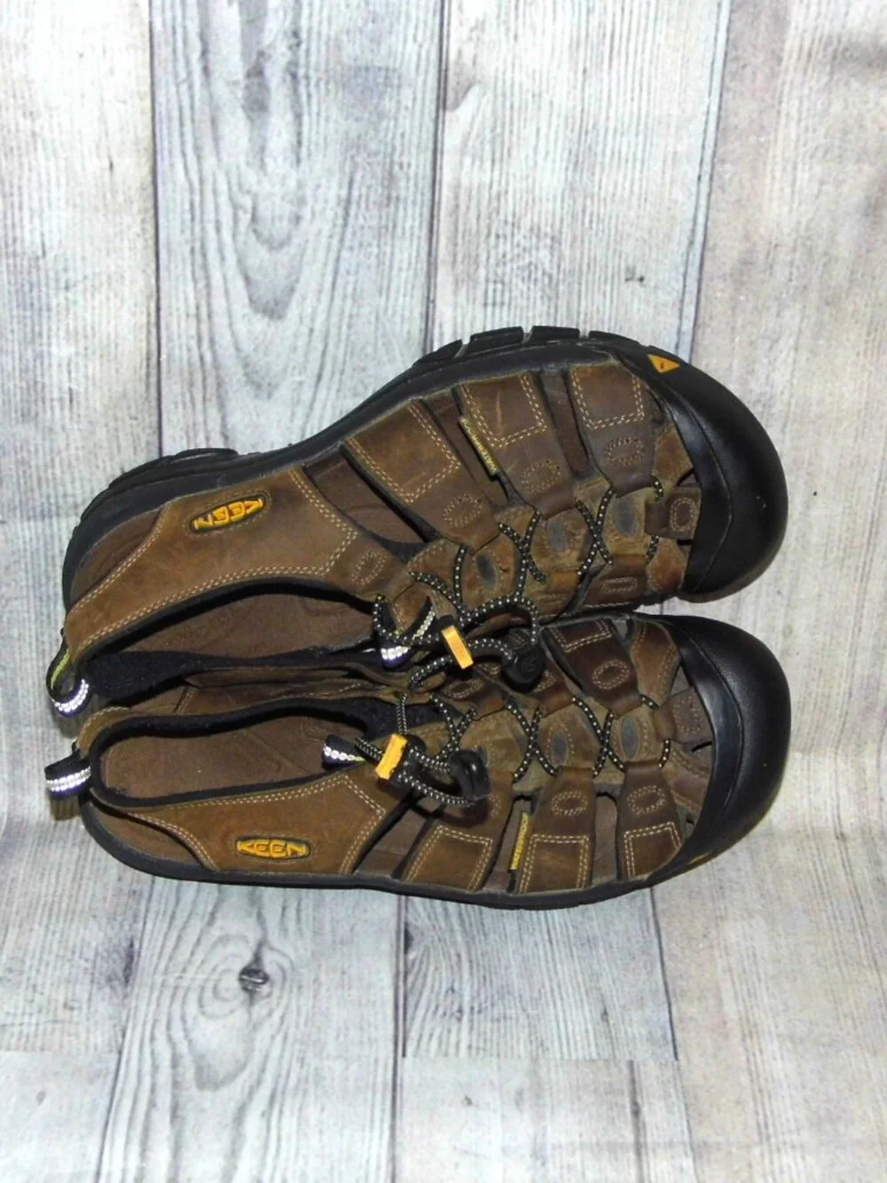 KEEN Newport Brown Leather Sandals Mens Size 11